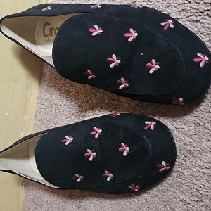 CIRCUS BY SAM EDELMAN black embroidered SLIP-ON loafers SIZE‎ 7..free ship..